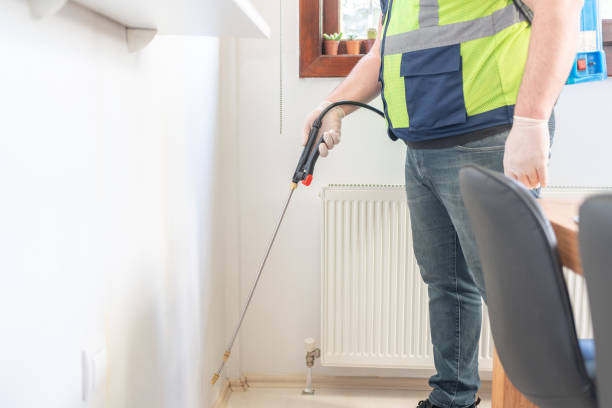 Best Mosquito Control Services  in Wellington, OH